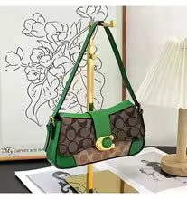 Classic high-quality single shoulder crossbody bag