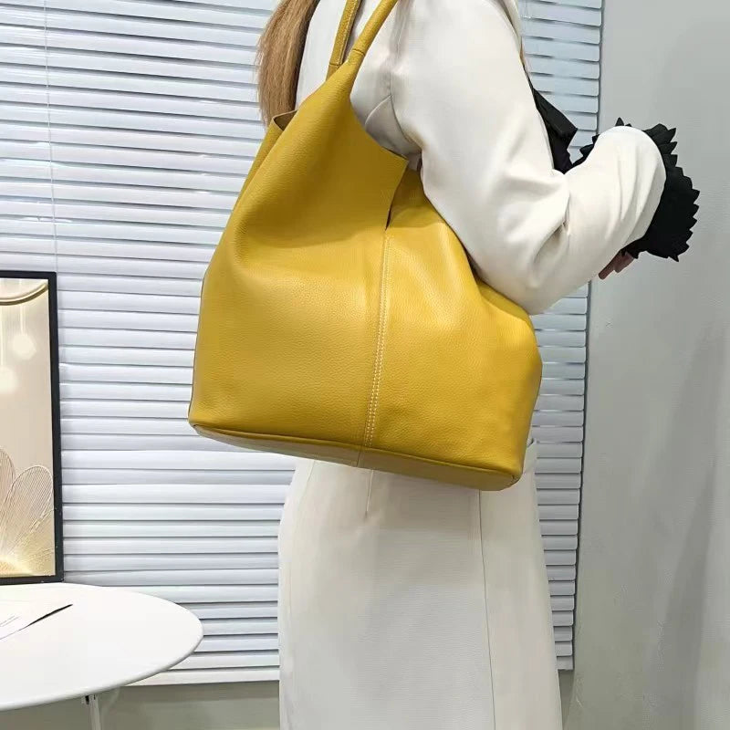Genuine Grade Leather Women Commuter Tote Bag Ladies Soft Cowhide Tote Shoulder Handbag Large Female Bucket Bag Luxury Designer