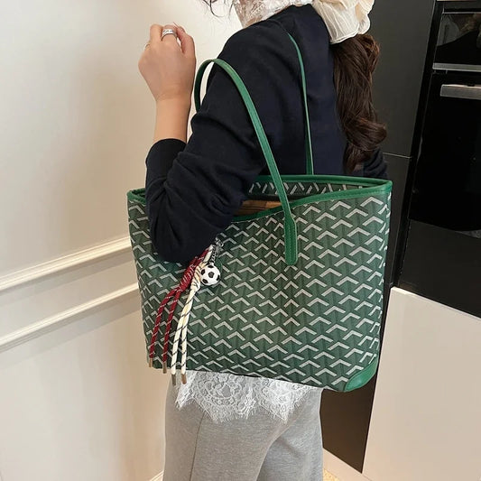 Fashionable Leather Shopper Tote Bag For Women With Trendy Design Letter Logo And Large Capacity