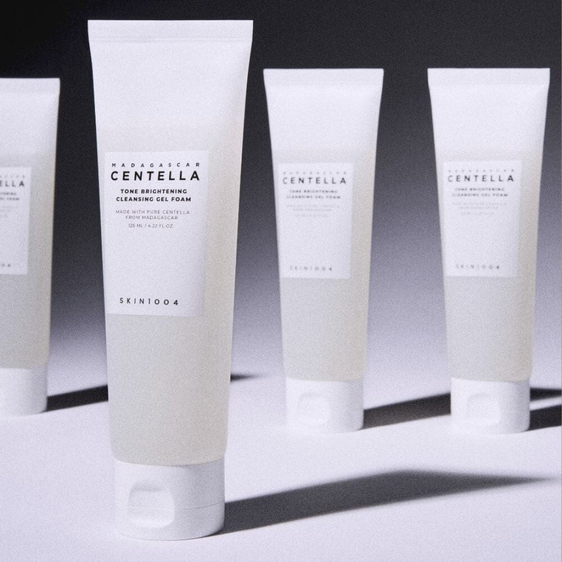 Skin1004 - Madagascar Centella Tone Brightening Cleansing Gel Foam 125ml